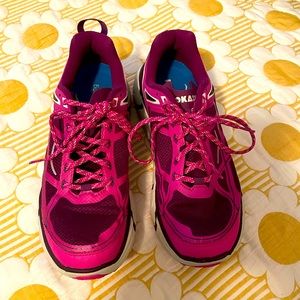 Hoka one one us8